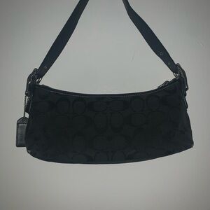 VINTAGE BLACK AUTHENTIC COACH SIGNATURE MONOGRAM SMALL ZIP BAG